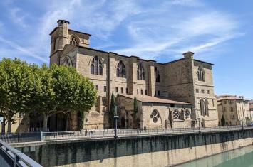 Collégiale Saint-Barnard